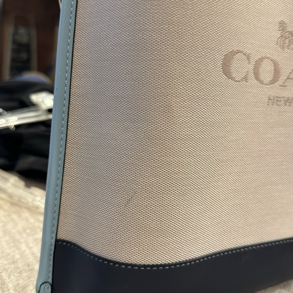 2-Fer Mollie Bucket Bag in Colorblock w/matching wallet - Picture 6 of 14